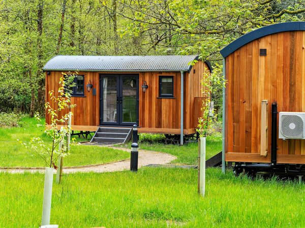 Camping golfe de saint tropez : luxe et détente au bord de la mer